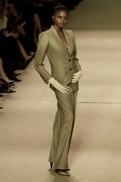 Look 13